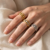 Maßgefertigter Perlen-Stapelring für Frauen 316L Edelstahl Gold Zweifarbiger Doppelband-Ring Tägliches Tragen Geschenk Minimalistischer Schmuck