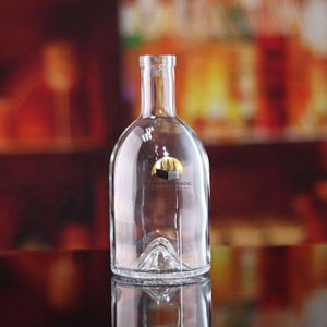 Vente en gros de nouvelles bouteilles de verre personnalisées pour spiritueux, vodka, whisky, <span class=keywords><strong>tequila</strong></span> - Product Image 1