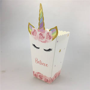 Boîte à popcorn jetable mignonne et colorée, écologique, en forme de <span class=keywords><strong>licorne</strong></span>, pour les fêtes d'anniversaire des enfants, emballage alimentaire - Product Image 1