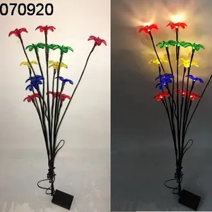 一套三件套花卉太阳能灯花园花卉树枝木桩带塑料花卉发光二极管户外装饰