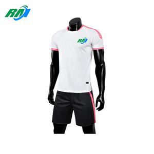 חולצות רב-תכליתיות סיטונאיות מבית חרושת 25-26, בגדי אימון איכותיים, בגדי כדורגל נוחים - Product Image 1