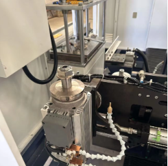 Machines de fraisage CNC pour portes, fenêtres et profilés en aluminium - Product Image 5