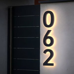 Enseigne publicitaire lumineuse 3D en acrylique avec logo personnalisé pour intérieur et extérieur, lettres LED 3D rétroé<span class=keywords><strong>clair</strong></span>ées pour entreprises - Product Image 3