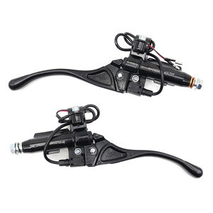 Ventes directes du fabricant <span class=keywords><strong>de</strong></span> levier <span class=keywords><strong>de</strong></span> réservoir <span class=keywords><strong>de</strong></span> maître-cylindre d'embrayage <span class=keywords><strong>de</strong></span> <span class=keywords><strong>frein</strong></span> hydraulique <span class=keywords><strong>de</strong></span> haute qualité <span class=keywords><strong>Poignée</strong></span> <span class=keywords><strong>de</strong></span> moto générale - Product Image 2