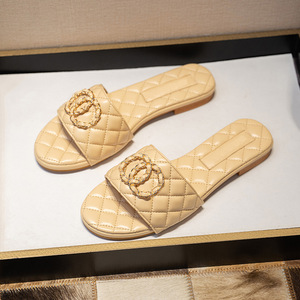 Ciabatte da donna in vera pelle <span class=keywords><strong>di</strong></span> lusso con fondo piatto <span class=keywords><strong>di</strong></span> alta <span class=keywords><strong>qualità</strong></span> sandali firmati scarpe da spiaggia estive da donna - Product Image 4