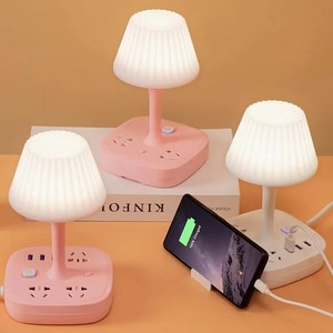 Lámpara de mesa con enchufe convertible multifuncional, lámpara de noche para dormitorio, atenuación de tercer engranaje, carga USB - Product Image 5