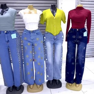Nouveau <span class=keywords><strong>Jean</strong></span> <span class=keywords><strong>Femme</strong></span> Tendance 2026 Taille Haute Ample avec Strass et Broderies Florales pour Streetwear, Soirées et Usage Quotidien - Product Image 4