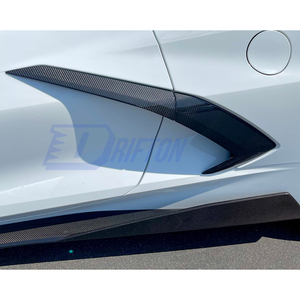 Faldones Laterales de Fibra de Carbono Estilo Stingray 5VM para Chevrolet Corvette C8 Stingray Z51 2020-2026 - Product Image 3