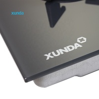 Cuisinière à gaz 5 brûleurs Xunda OEM avec support en fonte et plaque de cuisson intégrée pour usage domestique et hôtelier