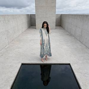 Abaya de Poliéster con Estampado Plisado para Mujeres Musulmanas, Personalizable, Venta al Por Mayor, Vestido Modesto Premium, Proveedor de Oriente Medio - Product Image 4