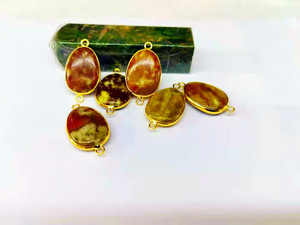 Natural Smooth Charm Gemstone Serpentine Forma libre Oro Doble Bail Bisel Conector <span class=keywords><strong>Dragonblood</strong></span> Jade Fabricación de joyas - Product Image 3