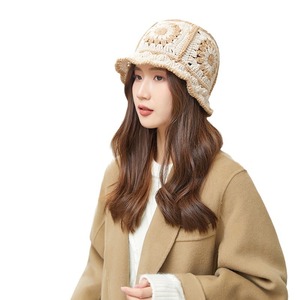 Gran oferta <span class=keywords><strong>de</strong></span> invierno Crochet Granny Square Flower Hat hecho a mano Knitting Bucket Cap para Niñas para pesca fiesta Casual ciclismo - Product Image 6