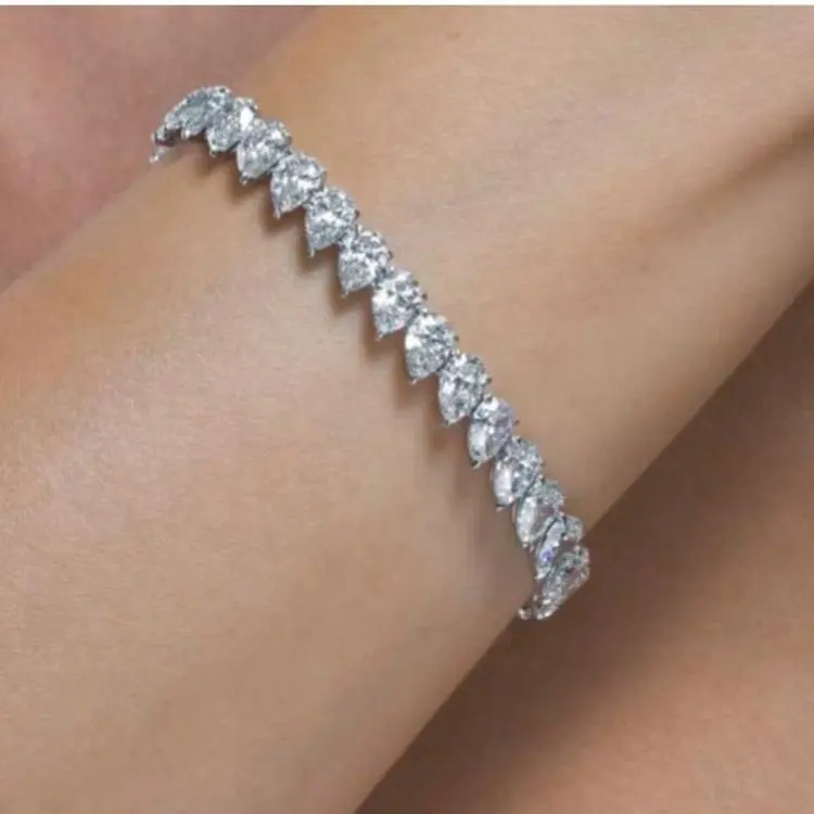 Most Popular Tennis Bracelet Jewelry 18K Solid White Gold Real Diamond Pear Cut Diamond Full Diamond Eternity Bracelet For Lady