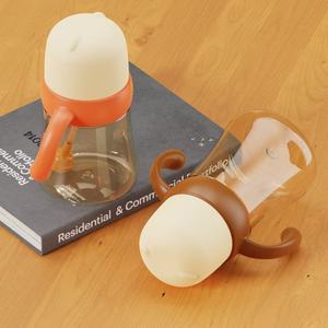 <span class=keywords><strong>Biberon</strong></span> anti-colique en PPSU de qualité alimentaire sans BPA 240/300 ml, à <span class=keywords><strong>débit</strong></span> variable, avec poignée, col large et <span class=keywords><strong>tétine</strong></span> souple en silicone imprimée, pour bébés 0-12 mois - Product Image 1