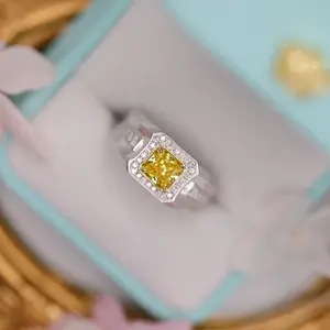 מעבדה CVD אופנה 3 קרט קורן לחתוך מפואר חי צהוב יהלומי טבעת