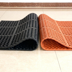 Alfombrillas Antideslizantes y Anti Fatiga para Cocina, de Goma SBR Perforada, Resistentes al Agua y a los Rayos UV, con Orificios de Drenaje - Product Image 1