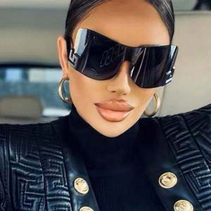 Gafas de Sol Personalizadas Vintage de Lujo 2023 para Hombre y Mujer, Montura Grande Sin Aro, Lentes de Una Pieza con Protección UV400, Estilo Punk - Product Image 1