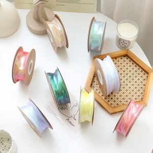 ผ้าทูลล์หางปลาสีรุ้งขนาด 4 ซม. รุ่นใหม่ปี 2026, ผ้าทูลล์ลายดอกไม้สำหรับตกแต่งห่อของขวัญ, ผ้าทูลล์ริบบิ้นสีรุ้งสำหรับตกแต่งช่อดอกไม้ - Product Image 2