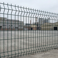 Panneau de clôture 3D en treillis soudé galvanisé, clôture de sécurité anti-escalade à double fil, revêtement poudré pour ferme et jardin