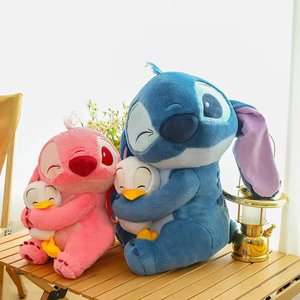Peluche de <span class=keywords><strong>Lilo</strong></span> <span class=keywords><strong>y</strong></span> Stitch Abrazando a un <span class=keywords><strong>Pato</strong></span>, Muñeco de Peluche Kawaii para Niñas, Almohada de Peluche para Dormir, Regalo de Cumpleaños Perfecto - Product Image 6
