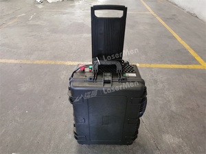 Máquina de Limpieza Láser Pulsada Portátil LM-200C de 200W para Eliminación de Óxido, Limpieza de Moho y Restauración de Superficies - Product Image 3