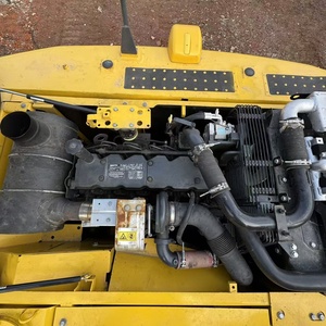 Excavatrice Komatsu PC200-8M0 Modèle 2024 Poids opérationnel de 20 tonnes Capacité de la cuve de 0,8 m Puissance de 110 kW pour les projets de carrière et minières - Product Image 6