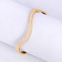 Bracelet ouvert luxueux à trois rangs de zircons en forme de vague, accessoire de mode féminin, idéal pour les rendez-vous et les banquets, personnalisable