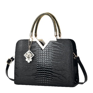 Nouveaux Sacs Bandoulière Élégants et Tendance <span class=keywords><strong>Grande</strong></span> <span class=keywords><strong>Capacité</strong></span> 2026 pour Femmes – Sacs <span class=keywords><strong>à</strong></span> <span class=keywords><strong>Main</strong></span> de Luxe du Fabricant - Product Image 5