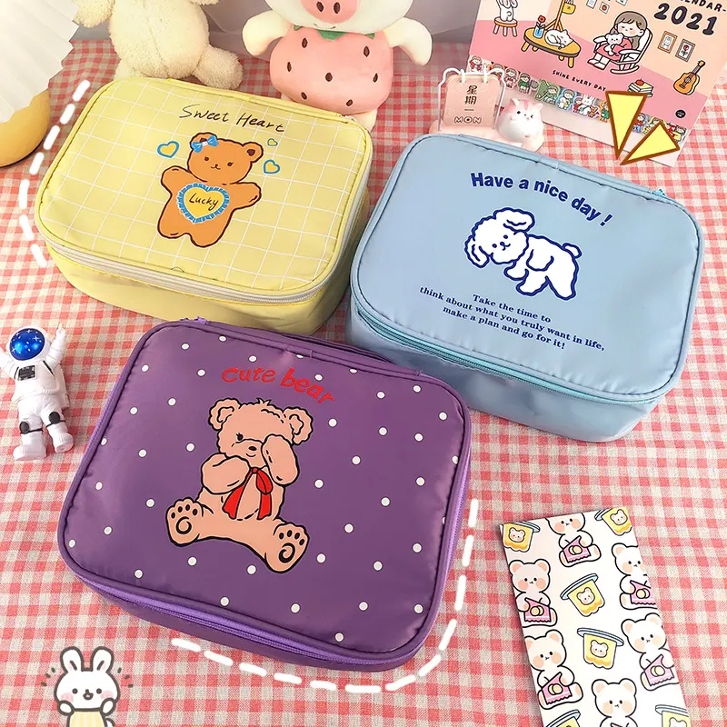 Instagram-style home-made Super Cute three bears make-up bag student portable toiletries storage travel storage