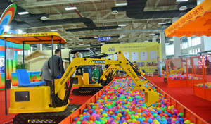 Mini <span class=keywords><strong>jouet</strong></span> multifonctionnel à jetons télécommandé de pelle de sable sur le thème de <span class=keywords><strong>Caterpillar</strong></span> pour des enfants - Product Image 4