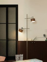 Lampe sur pied moderne E27*2 avec cadre en fer et abat-jour en bois pour l'éclairage du salon et de la chambre