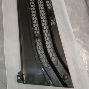 Pièces de <span class=keywords><strong>carrosserie</strong></span> de camion Dongfeng d'origine, panneau de calandre avant avec garniture chromée pour véhicules utilitaires - Product Image 4