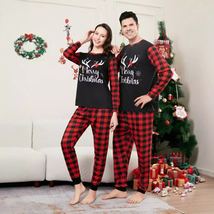 Conjuntos de Pijamas Navideños Cálidos y Suaves con Dibujos Animados para Toda la Familia, Ropa de Dormir para Mamá, Papá e Hijos, Lindos Conjuntos de Ropa Informal para las Fiestas - Product Image 4