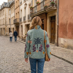 Chaqueta Unisex Talla Única Verde Salvia con Diseño de Serpiente y Palmera, Chaqueta Suzani con Bordado de Lujo de Artesanos Indios, Abrigo Floral Boho - Product Image 1