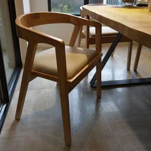 <span class=keywords><strong>Sedia</strong></span> da Pranzo in <span class=keywords><strong>Legno</strong></span> Massello con Schienale per Casa e Ristorante, con Braccioli, <span class=keywords><strong>Sedia</strong></span> per Negoziazioni, Colore Noce - Product Image 1