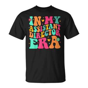 T-shirt « Groovy in My Assistant Director Era » – Catégorie promotionnelle - Product Image 1