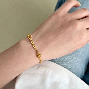 Dylam Fashion, fabricant de haute joaillerie, bracelet en argent 925 plaqué or 18 carats avec pendentif cercle fleur en zircon vert - Product Image 2