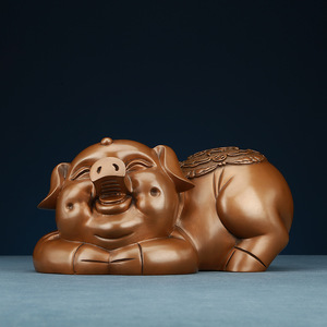 Figurine de cochon en cuivre violet Copper World, cochon porte-bonheur fait à la main pour le salon, le bureau, cadeau de pendaison de crémaillère - Product Image 1