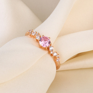 Anillo Abierto Delicado con Circonitas Rosas, Brillante, Ajustable, Minimalista, Resistente al Deslustre, Apilable, el Mejor Regalo para Ella - Product Image 3