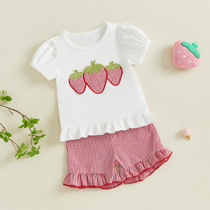 Conjunto de Ropa para Niñas Pequeñas para el Regreso a Clases, Camisa con Mangas Abullonadas y Volantes, Pantalones Cortos con Estampado de Fresas, 2 Piezas - Product Image 6