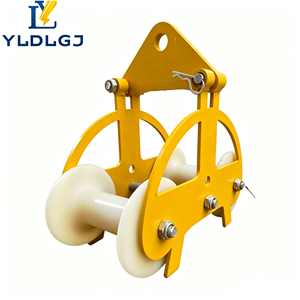 Rouleau de câble à trois roues de qualité industrielle YILI, base en acier robuste, poulie en nylon pour le tirage de câbles d'alimentation de grand diamètre B2B - Product Image 5