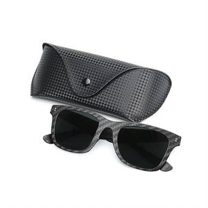 Occhiali da Sole di Lusso di Alta Qualità U-top, Produttori all'Ingrosso, Occhiali Personalizzati per Esterni UV400, Occhiali da Sole Polarizzati in Fibra di Carbonio per <span class=keywords><strong>Uomo</strong></span> - Product Image 1