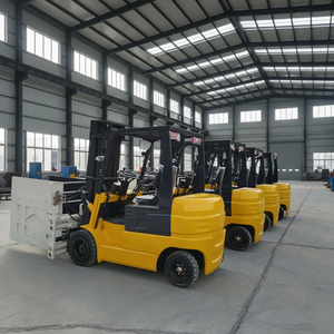 Prix d'usine JICHUAN Lithium 3 tonnes 2,5 tonnes 500 kg AWD 1350x160x100mm Spécifications des fourches Pneus pleins en stock - Product Image 4