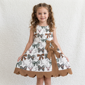 Robe trapèze sans manches pour filles avec imprimé nœud et ourlet festonné, design mignon pour l'hiver - Product Image 1