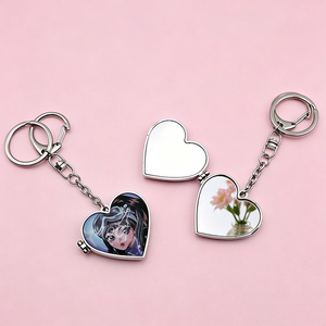 Porte-clés en forme de cœur métallique avec miroir photo numérique, boîte à cœur ouvrable et ferme, et mini miroir - Product Image 1