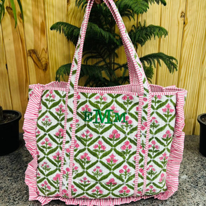 Nouveauté : Sac fourre-tout en coton brodé à volants, sacs à bandoulière matelassés pour femmes, sacs de transport faits à la main - Product Image 1