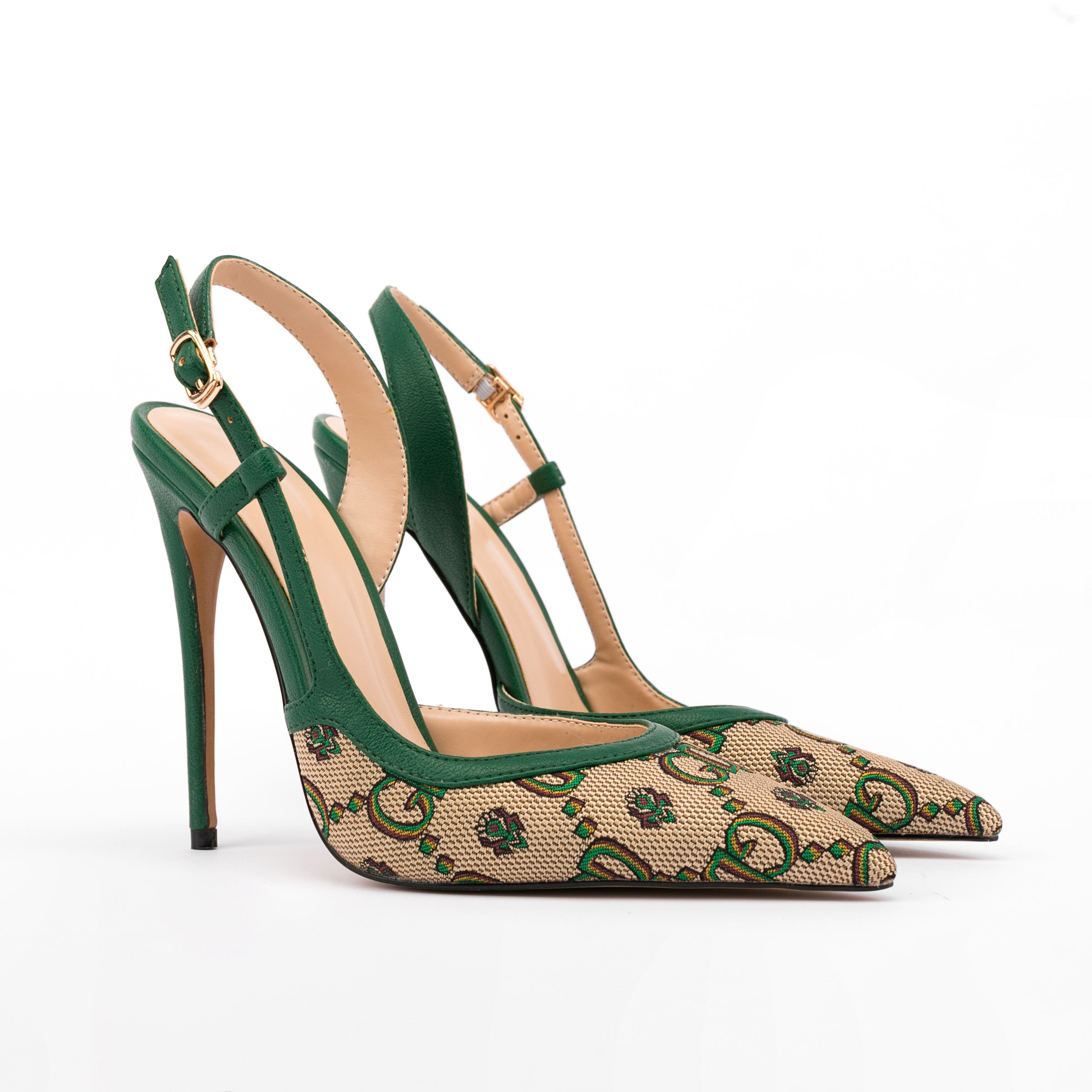 สีเขียว