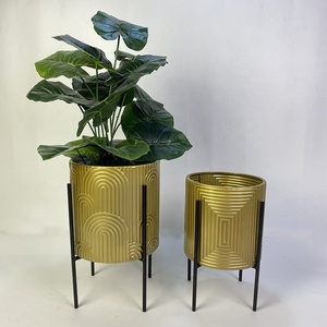 Lander Venta caliente Nuevo diseño Adornos para el salón Decoración para el hogar Jarrones <span class=keywords><strong>de</strong></span> <span class=keywords><strong>hierro</strong></span> Maceta Titular - Product Image 6