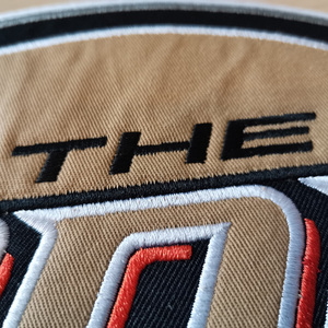Nhà Máy Bán Tùy Chỉnh Hockey Vá Đầy Màu Sắc Thêu Lớn Đính Cho Thể Thao May Trên Thêu Biểu Tượng Cho Quần Áo - Product Image 5