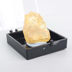 Vente en gros de cristaux bruts, spécimens de cristaux de couleurs mélangées en boîte - Product Image 4